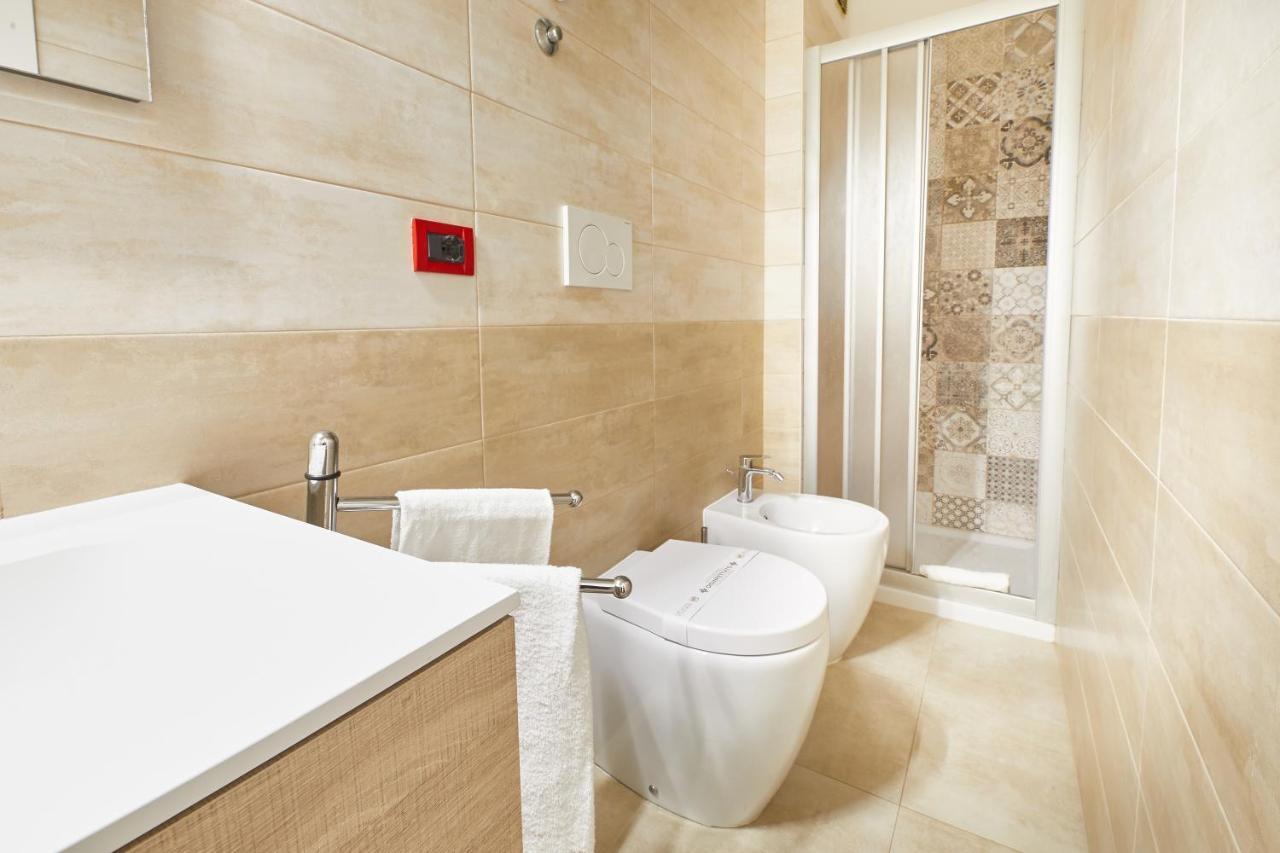 Lilium Maris Hotel Бибионе Екстериор снимка