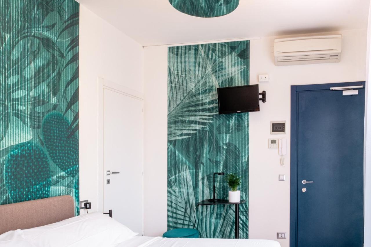 Lilium Maris Hotel Бибионе Екстериор снимка